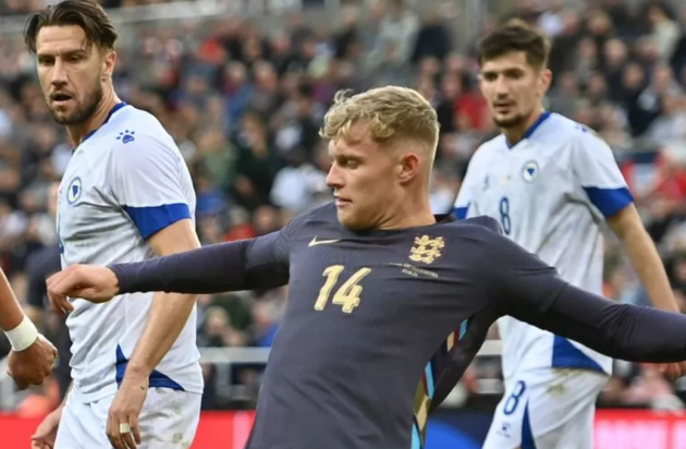 Liverpool nhắm Jarrad Branthwaite để củng cố hàng phòng ngự