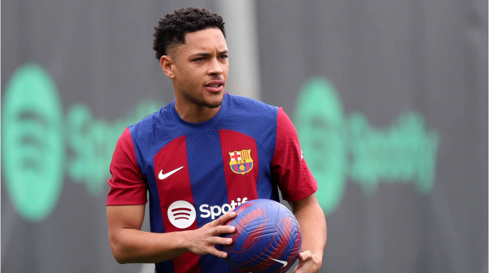 Man United đưa ra lời đề nghị 35 triệu euro cho tài năng trẻ Brazil Vitor Roque