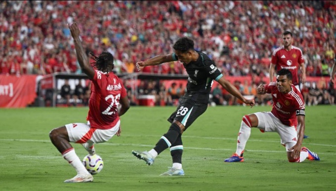 Manchester United phải hành động ngay trước mùa giải mới: Casemiro hết thời, Ugarte là ưu tiên