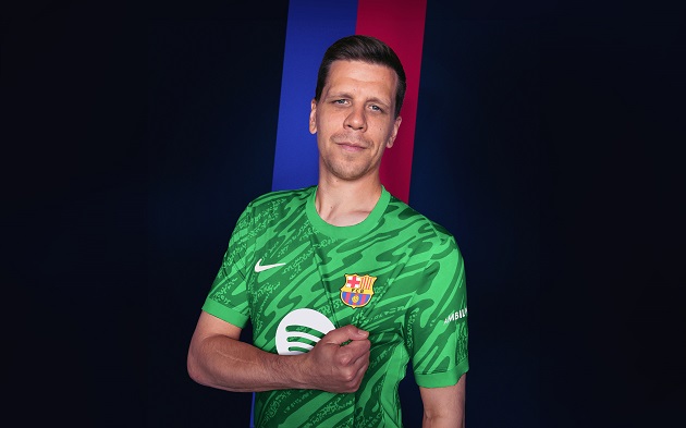 Barcelona đối mặt với quyết định đau đầu về vị trí thủ môn cho mùa giải tới