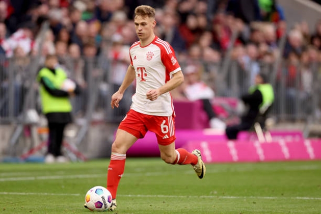 Joshua Kimmich chưa vội nghĩ đến tương lai