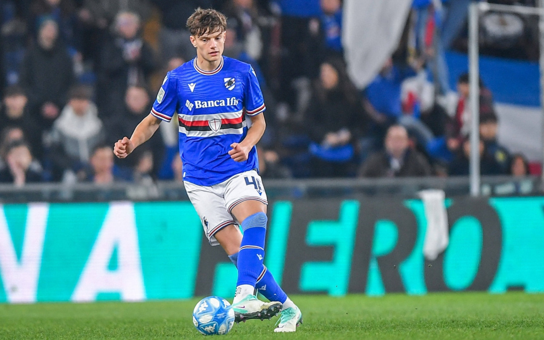 Giovanni Leoni thu hút sự chú ý của các ông lớn khi Sampdoria yêu cầu 5 triệu euro