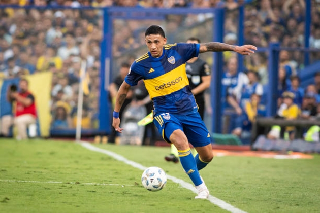 Arsenal để mắt đến sao trẻ của Boca Juniors, Ezequiel Fernandez