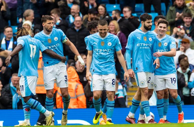 Đến De Bruyne cũng không chắc được Man City giữ lại