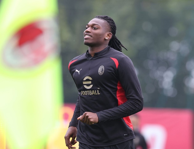 PSG Cạnh Tranh Mạnh Mé Cuộc Đua Chữ Ký Rafael Leao