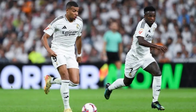 Cuộc khủng hoảng nhân sự nghiêm trọng đẩy Real Madrid vào đường cùng
