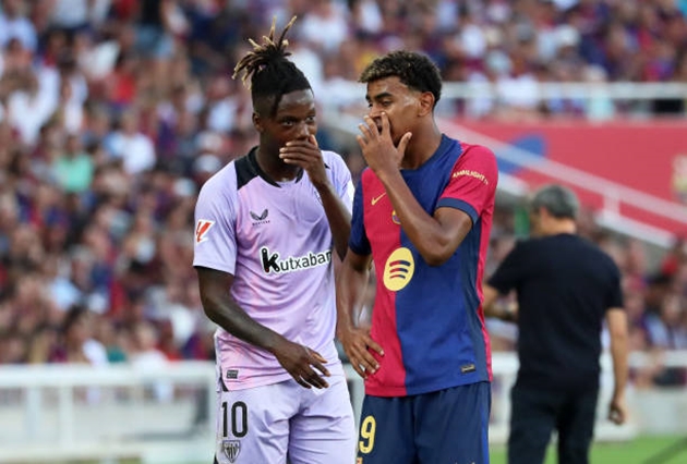 Nico Williams ngạc nhiên trước tiếng huýt sáo của người hâm mộ Barcelona