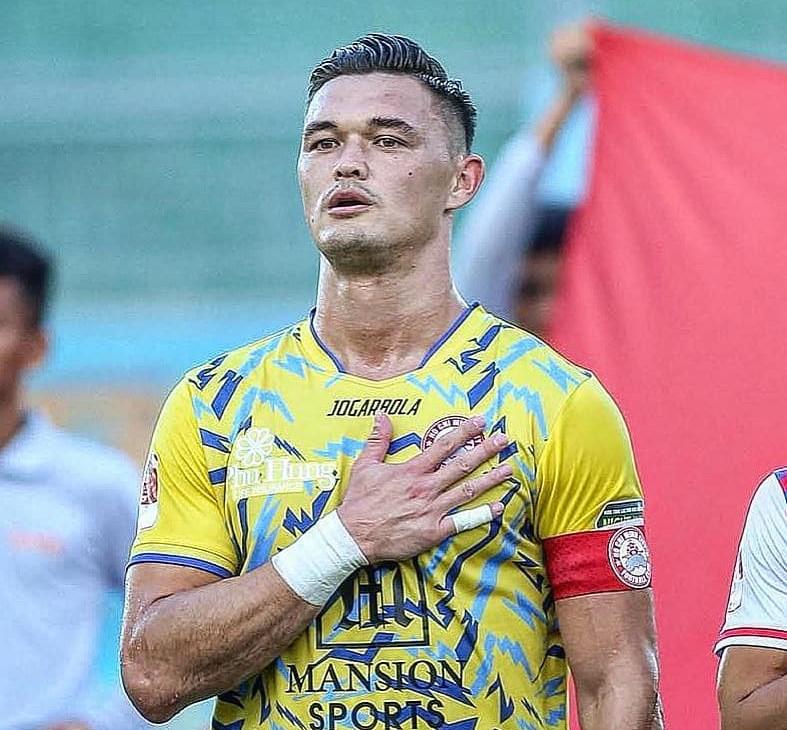 Thủ môn Việt kiều Patrik Lê Giang đau lòng lỗi hẹn AFF Cup 2024 dù khát khao thi đấu cho tuyển Việt Nam