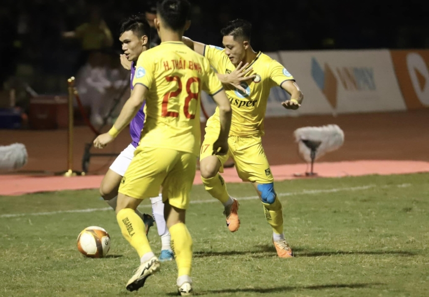 Trận Cầu Kịch Tính Thanh Hóa Để Lỡ Chiến Thắng Trước Hà Nội FC Với Tỷ Số 1-1