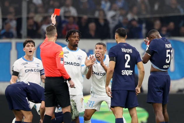 Paris Saint-Germain Đánh Bại Marseille Nhờ Màn Trình Diễn Ấn Tượng Của Joao Neves và Ousmane Dembele