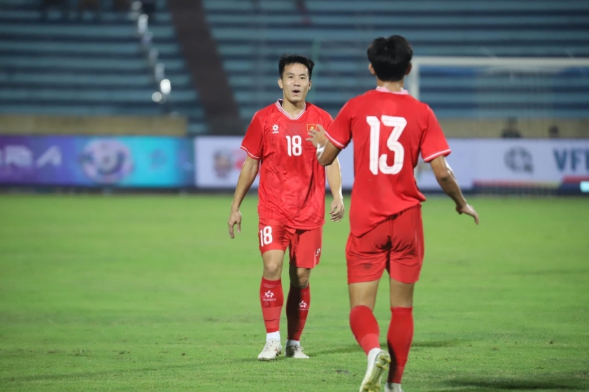Bổ sung trọng binh trước thềm AFF Cup 2024 ĐT Việt Nam đón chào tân binh và cầu thủ nhập tịch