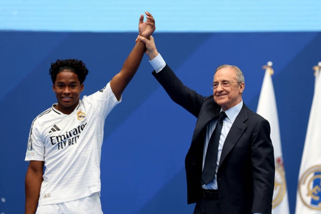 Thận trọng và tính toán: Real Madrid không vội vã với thần đồng Endrick