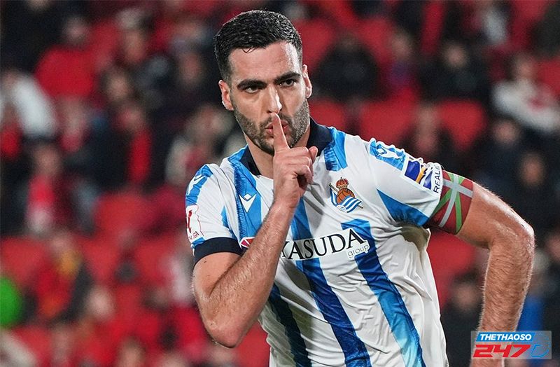 Arsenal cân nhắc chiêu mộ tiền vệ Mikel Merino của Real Sociedad