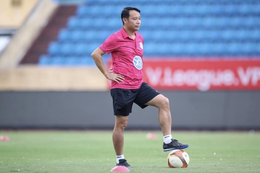 Nam Định thất bại ở bán kết Cúp Quốc gia vì những sai lầm ngớ ngẩn