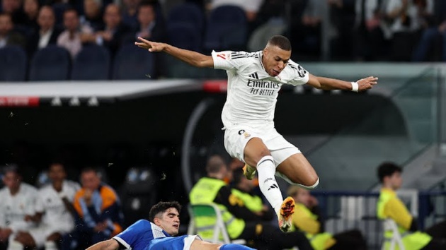 Thắng kịch tính Deportivo Alaves, Real Madrid gây áp lực lên Barcelona