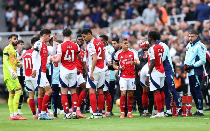 Arsenal trả giá đắt vì màn trình diễn kém cỏi của Trossard