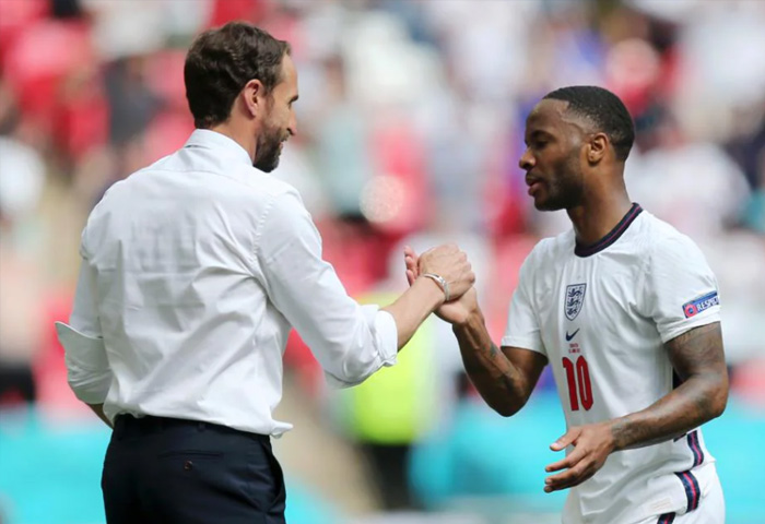 Sterling vs Croatia Sterling vs Croatia