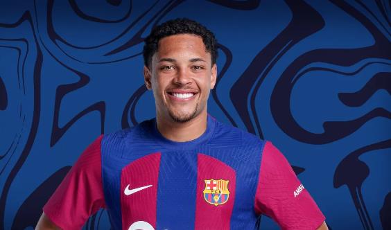 Điểm nóng Barca: Kỷ luật nghiêm ngặt, Roberto tự do và sự trở lại của dàn sao EURO