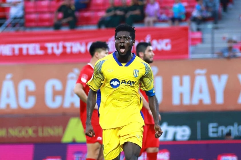 SLNA lập kỳ tích, hạ gục Viettel để trụ hạng thành công