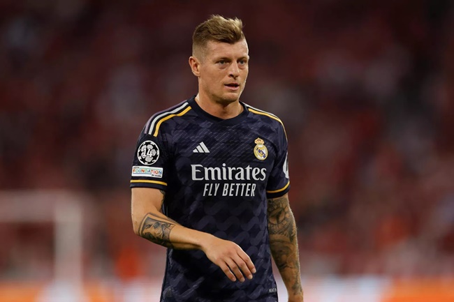 Lưỡng lự tương lai, Ancelotti phá vỡ im lặng về Kroos và Modric