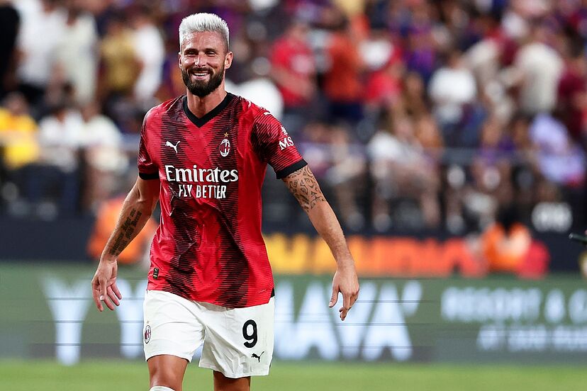 NÓNG! Cựu sao Arsenal và Chelsea cập bến MLS