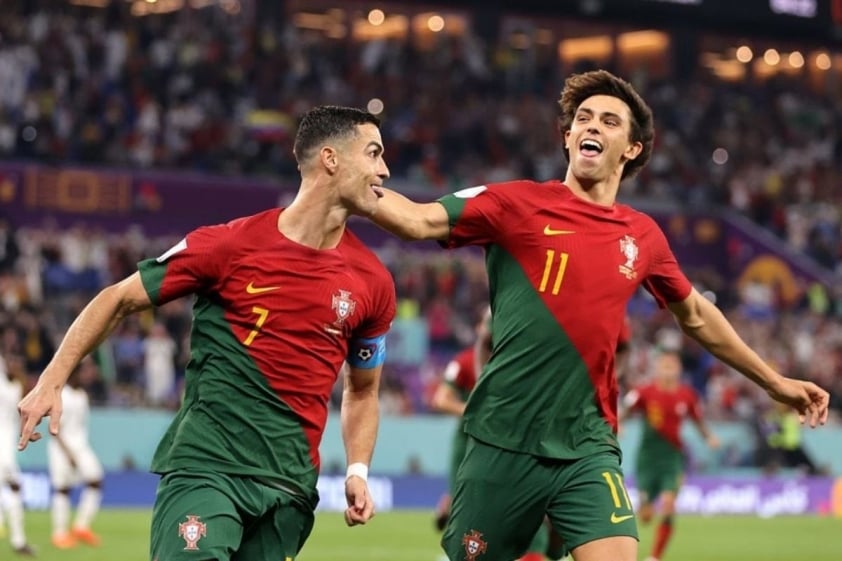 Joao Felix: Cha đẻ là cầu nối, Messi hoàn hảo nhưng Ronaldo mới là tấm gương của tôi