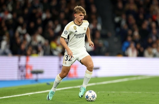 Thủ quân Arsenal và 7 cầu thủ trẻ Ancelotti cho ra mắt Real