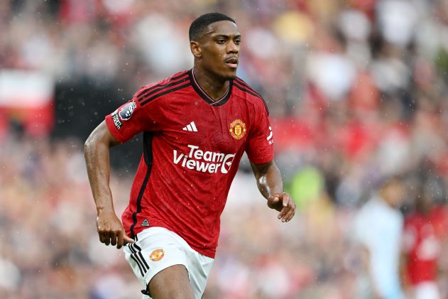 Manchester United Sẵn Sàng Thanh Lý Bộ Ba 