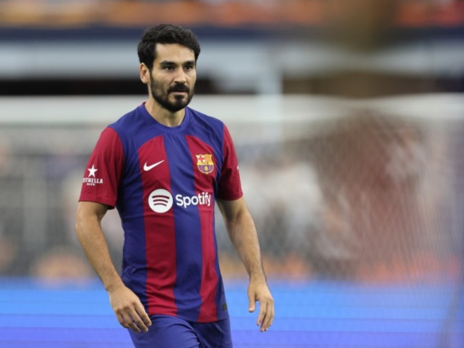 Ilkay Gundogan sẽ tiếp tục gắn bó với Barcelona thêm một mùa giải