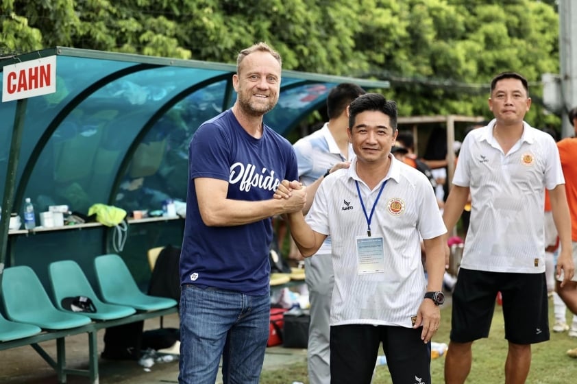 HLV Polking đôn 3 tài năng trẻ lên đội 1 Công an Hà Nội, mở cánh cửa cho thế hệ cầu thủ kế cận