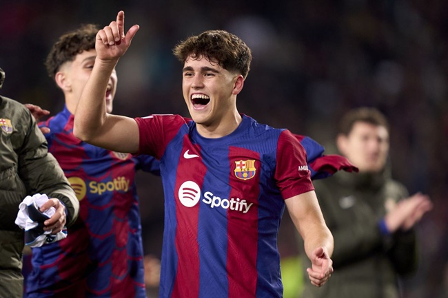 Barca chốt thỏa thuận 5 năm, dành lương khủng cho thần đồng