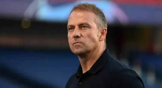 Điểm nóng Barca: Kỷ luật nghiêm ngặt, Roberto tự do và sự trở lại của dàn sao EURO