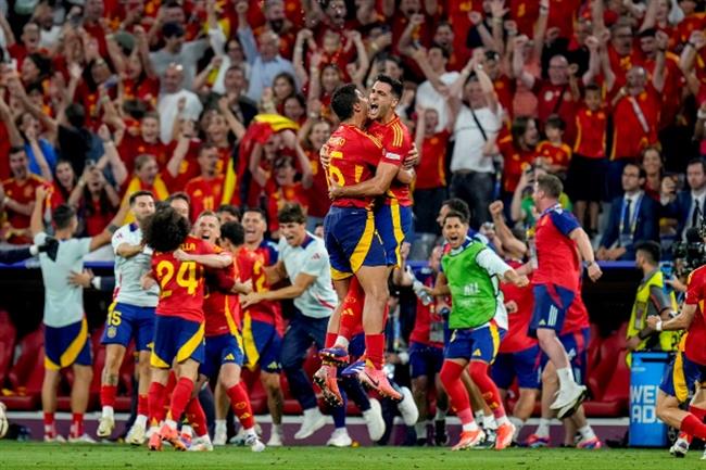 Rodri ca ngợi Phil Foden, cảnh báo tuyển Tây Ban Nha trước trận chung kết Euro 2024 với tuyển Anh