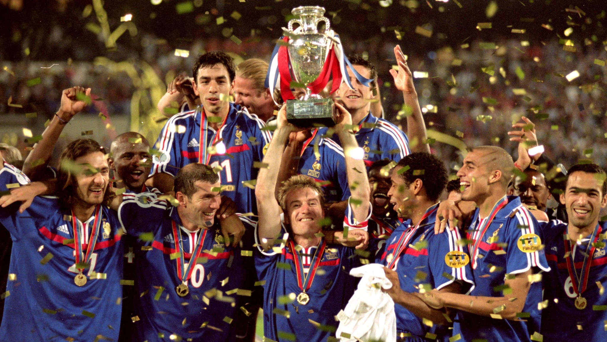 Triều đại vàng của Pháp: Hành trình vô địch EURO 2000