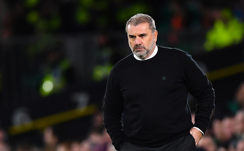 Tottenham Hotspur để mắt đến bộ đôi hậu vệ Murillo và Ito