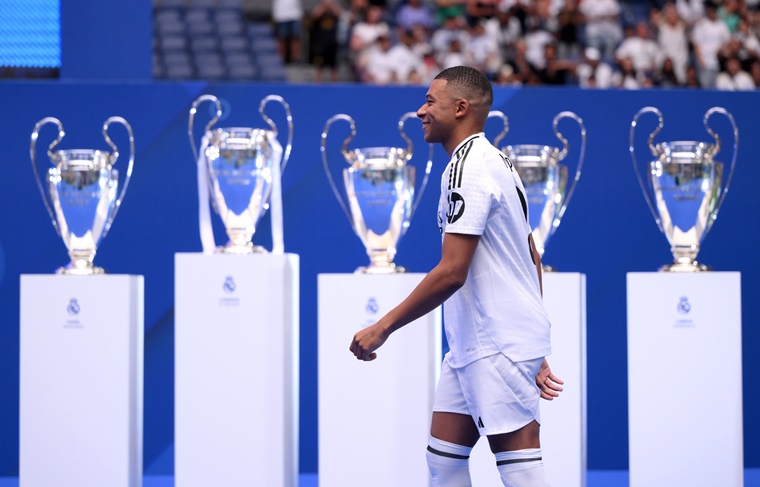 Mbappe chuẩn bị tỏa sáng cùng Vinicius và Rodrygo tại Real Madrid