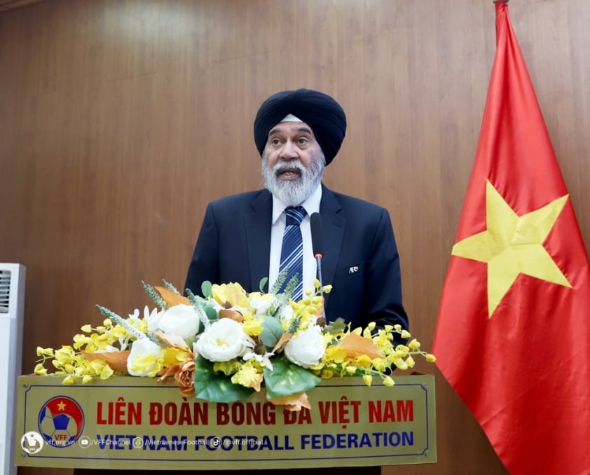 AFC tổ chức chương trình tập huấn y tế thể thao toàn diện cho đội ngũ y tế bóng đá Việt Nam
