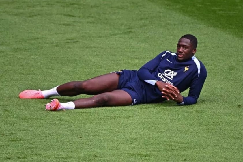 Ibrahima Konaté Loại Khỏi Đội Hình Pháp Trước Trận Đại Chiến Với Bỉ