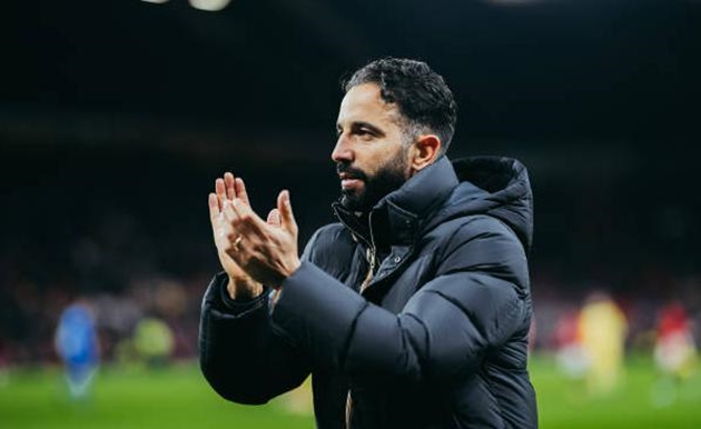 Sứ điệp cảm động của Ruben Amorim dành cho người hâm mộ Manchester United sau chiến thắng Europa League