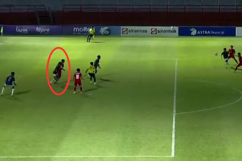 Quyết định gây tranh cãi của trọng tài khiến U19 Việt Nam đánh mất chiến thắng