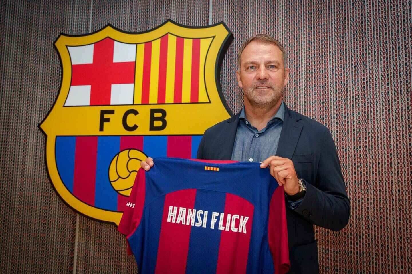 Pedri trong Sơ đồ 4-2-3-1 của Barcelona: Chiến binh số 10 hoàn hảo