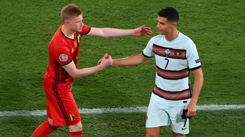De Bruyne mở cửa khả năng chuyển đến Saudi Pro League