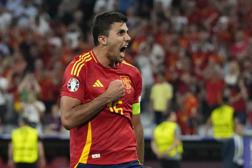 Rodri – Cầu thủ giá trị nhất hành tinh theo Rio Ferdinand