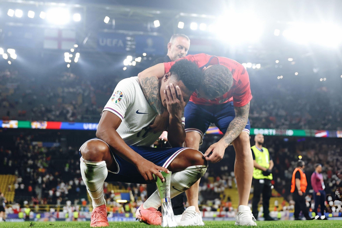 Sự Thăng Hoa Tột Đỉnh: Từ Bước Chân Khiêm Tốn Đến Chiến Thắng Vinh Quang Của Ollie Watkins
