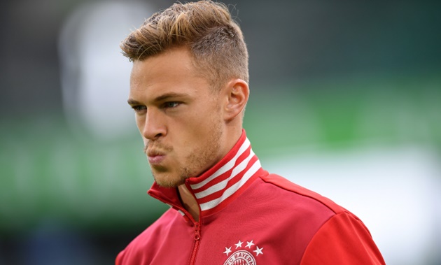 Thương vụ Joshua Kimmich đến Barcelona đổ bể sau sự thay đổi HLV