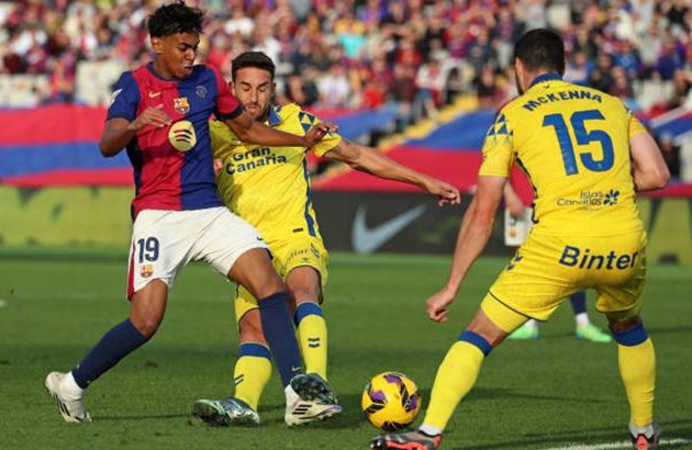 Marc Casado Hòn đá tảng phòng ngự không thể thiếu của Barcelona