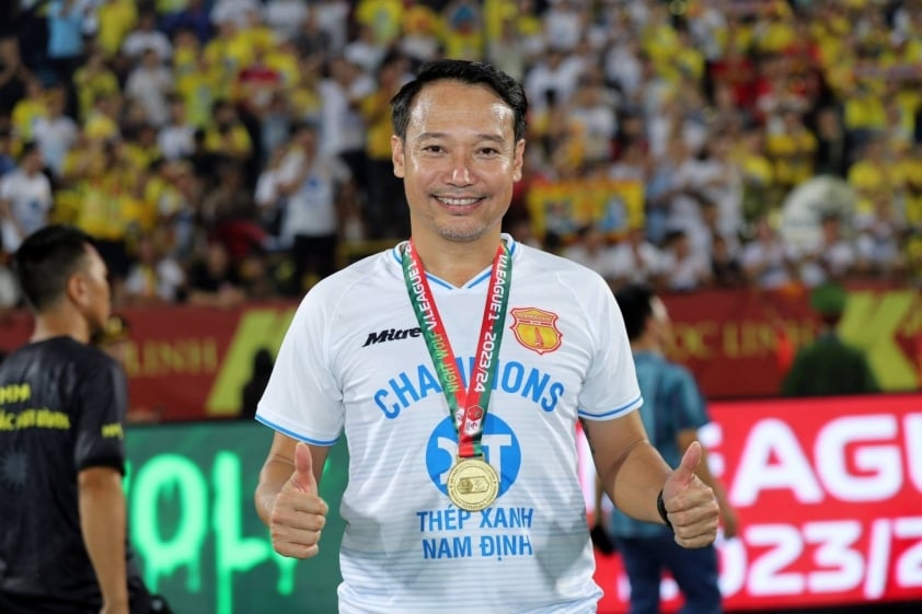 Hành trình Tìm Kiếm Danh Hiệu Cá Nhân: Cạnh Tranh Nóng Bỏng Sau Mùa Giải V-League 2023/24 Khép Lại