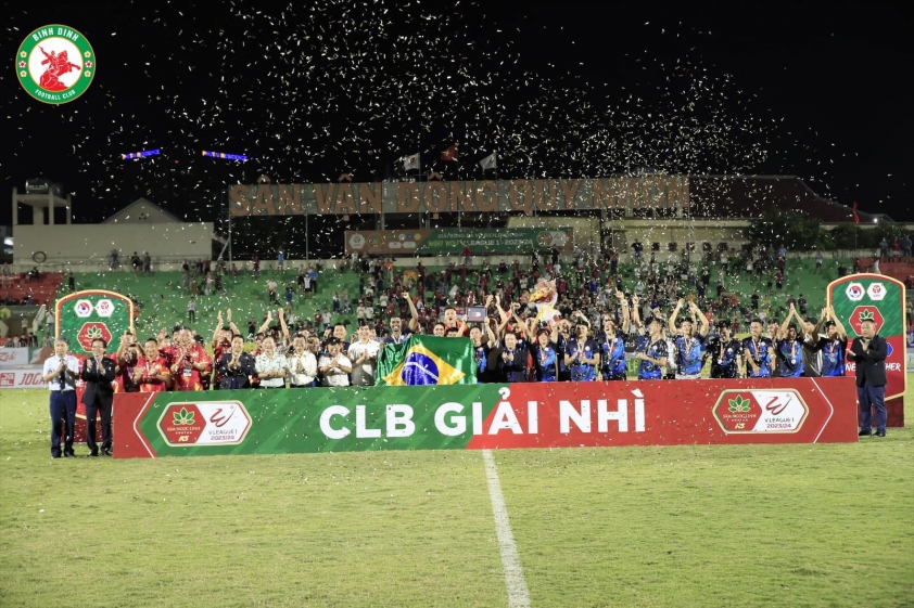 Nghiêm Xuân Tú Chính Thức Lên Tiếng Về Tin Đồn Giải Nghệ