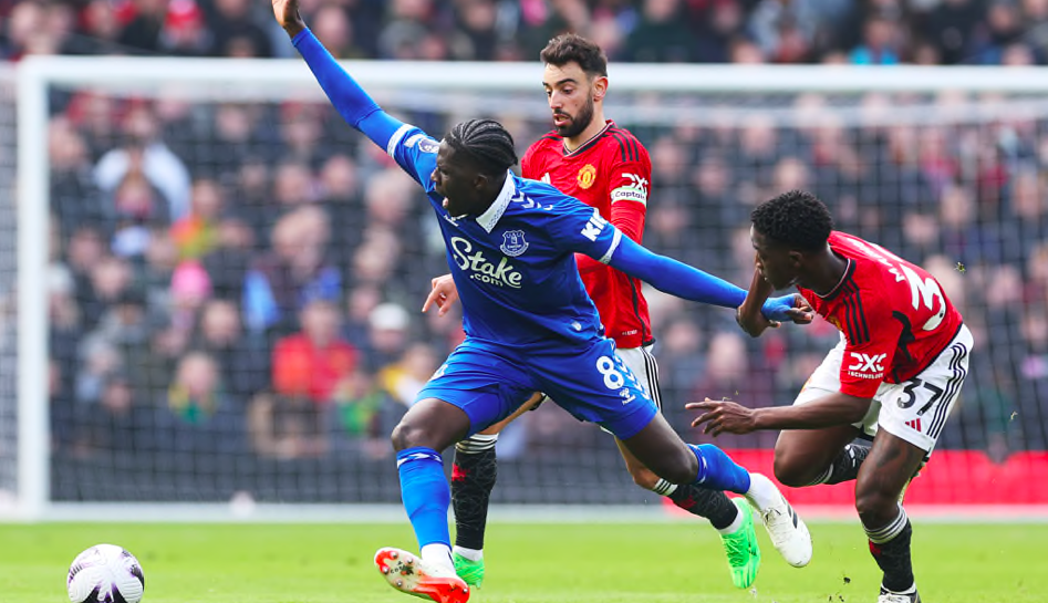 Casemiro trên bờ vực rời khỏi Manchester United, Amadou Onana được nhắm đến như sự thay thế