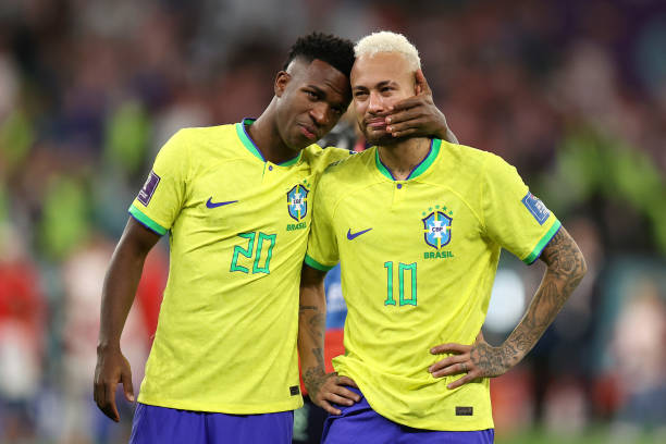 Neymar Ủng Hộ Vinicius giành Quả bóng vàng Sau Mùa Giải Thành Công Lung Linh